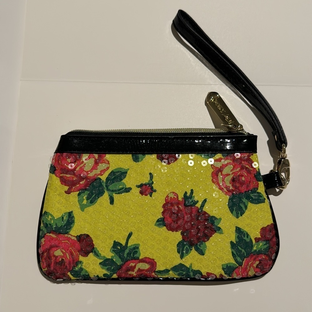 Betsey Johnson Twinkle Toes‎ Wristlet - Sequins - Yellow with Red Roses - Picture 4 of 9